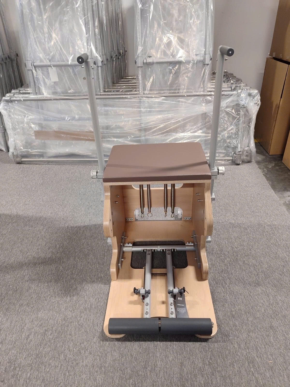  Thiết bị Pilates BASI khung nâu được kiểm tra trước khi đóng kiện vận chuyển